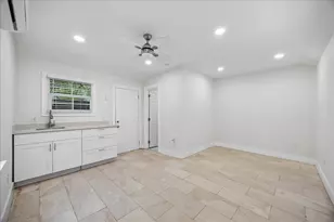 3071 Locke Ln, Houston, TX 77019 - Photo 23