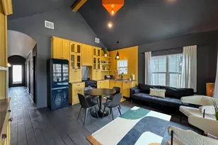 1208 32nd St, Galveston, TX 77550 - Photo 3