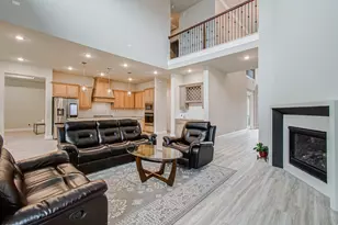 10015 Crescent Wood Dr, Missouri City, TX 77459 - Photo 13