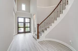 10015 Crescent Wood Dr, Missouri City, TX 77459 - Photo 5