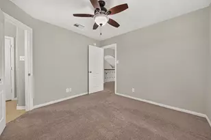 104 Long Meadow Ct, Clute, TX 77531 - Photo 31