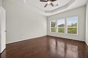 104 Long Meadow Ct, Clute, TX 77531 - Photo 11