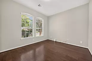 104 Long Meadow Ct, Clute, TX 77531 - Photo 25