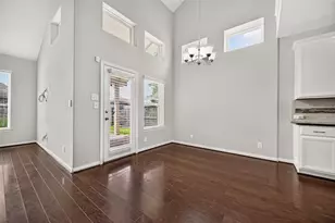 104 Long Meadow Ct, Clute, TX 77531 - Photo 25