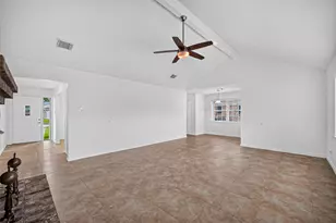 10715 Sagewind Dr, Houston, TX 77089 - Photo 25