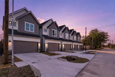 5027 Golden Forest Drive #B, Houston, TX 77091 - Photo 33