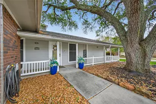 9818 Twin Shores Dr, Willis, TX 77318 - Photo 33