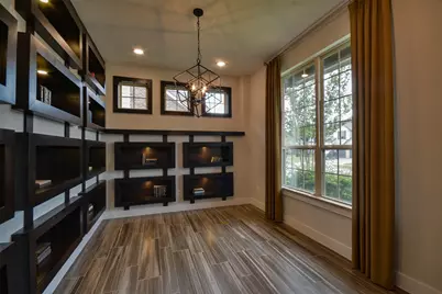 5911 Vineyard Creek Lane, Houston, TX 77365 - Photo 9