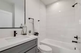 116 E 23rd St, Houston, TX 77008 - Photo 45