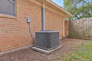 117 Dallas St, Angleton, TX 77515 - Photo 31