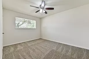 117 Dallas St, Angleton, TX 77515 - Photo 23