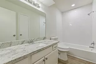 117 Dallas St, Angleton, TX 77515 - Photo 25