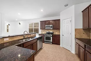 2006 Peonies Ct, Pearland, TX 77581 - Photo 19