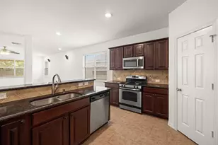2006 Peonies Ct, Pearland, TX 77581 - Photo 21