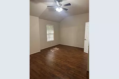 15 Marble Rock Place, The Woodlands, TX 77382 - Photo 5