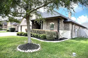 738 Somerset Landing Ln, League City, TX 77573 - Photo 3