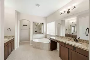 14534 Mountain Cliff Ln, Houston, TX 77044 - Photo 25