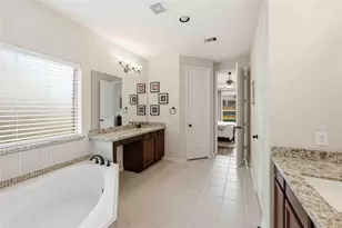 14534 Mountain Cliff Ln, Houston, TX 77044 - Photo 27