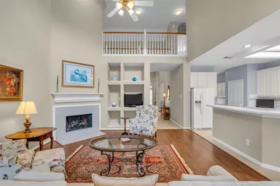 65 W Sienna Place, The Woodlands, TX 77382 - Photo 15