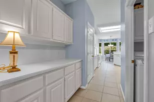 65 W Sienna Pl, The Woodlands, TX 77382 - Photo 17