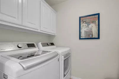 65 W Sienna Place, The Woodlands, TX 77382 - Photo 29