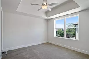 1333 W 22nd St, Houston, TX 77008 - Photo 35