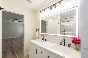 1318 Meadowlark St, Deer Park, TX 77536 - Photo 13