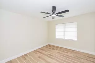 1318 Meadowlark St, Deer Park, TX 77536 - Photo 15