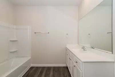 8120 Sunberry Shadow Drive, Houston, TX 77016 - Photo 13