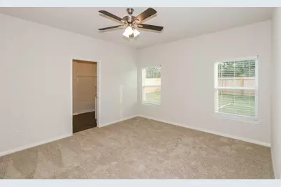 8120 Sunberry Shadow Drive, Houston, TX 77016 - Photo 11