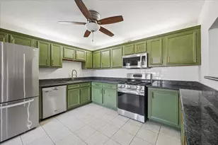 6304 Crab Orchard Rd, Houston, TX 77057 - Photo 5