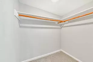 821 Robertson St, Clute, TX 77531 - Photo 9