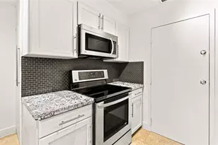 2929 Buffalo Speedway, Houston, TX 77098 - Photo 9