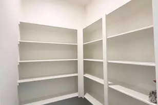 2502 Shallow Lake Dr, Iowa Colony, TX 77583 - Photo 9