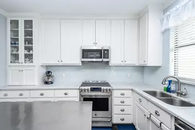 1201 McDuffie Street #192, Houston, TX 77019 - Photo 13