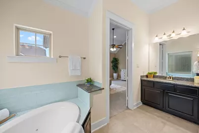 1217 Hobbs Reach Lane, Houston, TX 77008 - Photo 19
