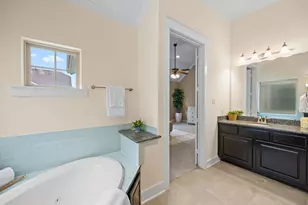 1217 Hobbs Reach Ln, Houston, TX 77008 - Photo 19
