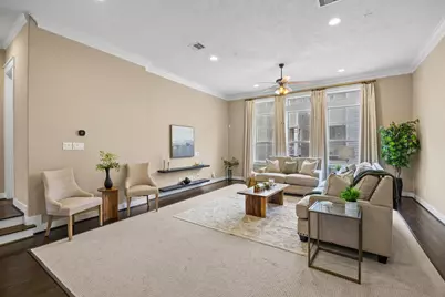 1217 Hobbs Reach Lane, Houston, TX 77008 - Photo 11
