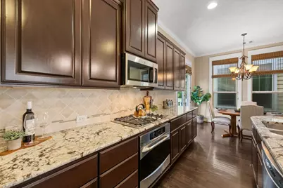 1217 Hobbs Reach Lane, Houston, TX 77008 - Photo 7