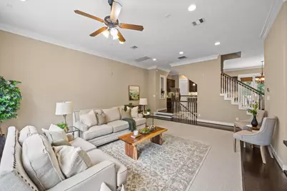 1217 Hobbs Reach Lane, Houston, TX 77008 - Photo 5