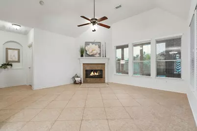 307 Arbor Ridge Lane, Conroe, TX 77384 - Photo 9