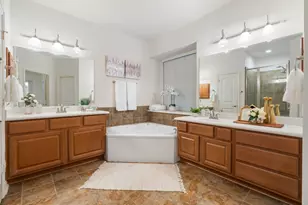 307 Arbor Ridge Ln, Conroe, TX 77384 - Photo 21