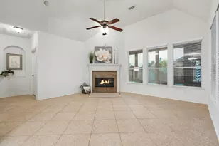 307 Arbor Ridge Ln, Conroe, TX 77384 - Photo 9