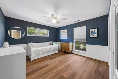 4902 Clift Haven Drive, Houston, TX 77018 - Photo 23