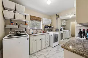 4902 Clift Haven Dr, Houston, TX 77018 - Photo 25