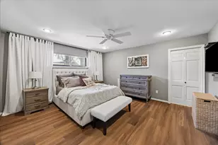 4902 Clift Haven Dr, Houston, TX 77018 - Photo 19