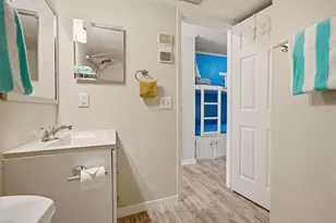 6102 Seawall Blvd, Galveston, TX 77551 - Photo 17