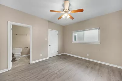 800 N San Jacinto #201, Conroe, TX 77301 - Photo 35