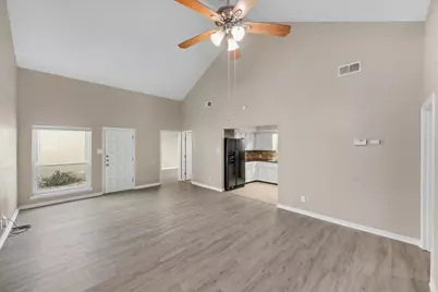 800 N San Jacinto #201, Conroe, TX 77301 - Photo 15