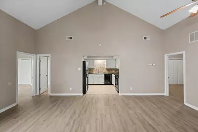 800 N San Jacinto #201, Conroe, TX 77301 - Photo 17